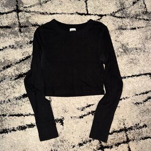 PINK Victoria's Secret Black Long-Sleeve Cropped Top